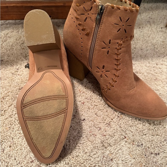 Booties - Picture 3 of 3